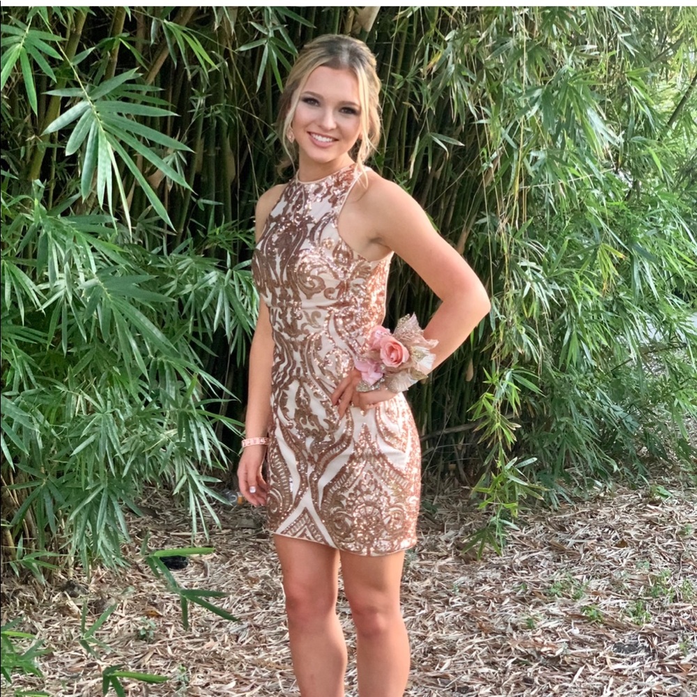 Stunning Homecoming/Prom Cocktail Dress